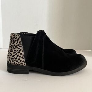 Clarks Demi 2 Beat Womens Black Suede Calf Hair Leopard Ankle Boots Size 10 M